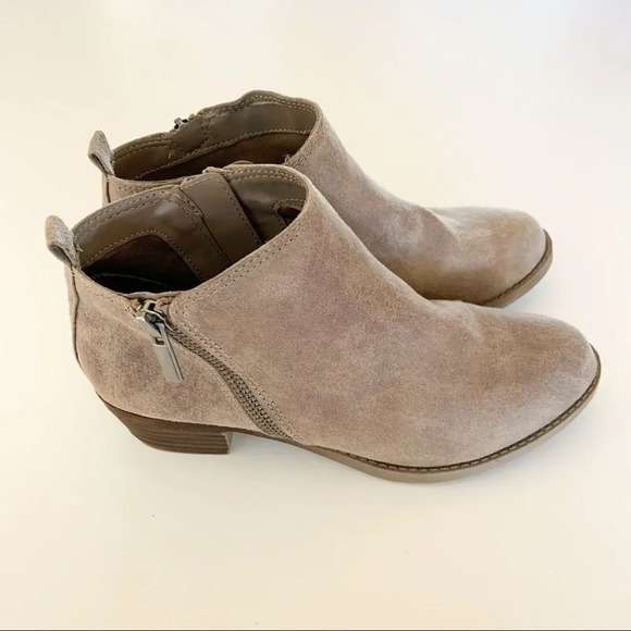 Carlos‎ by Carlos Santana Faux Suede Ankle Boot 6.5 - Picture 10 of 10